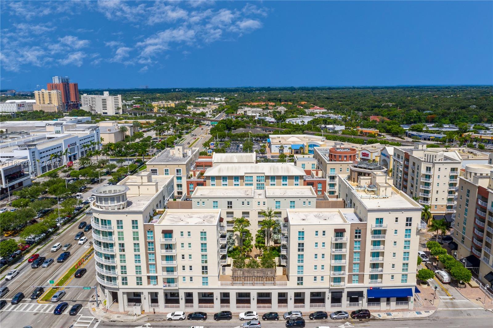 TOSCANO CONDO - Residential