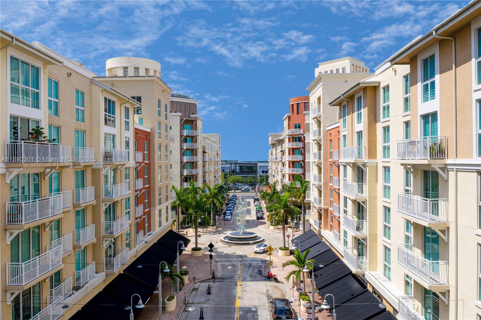TOSCANO CONDO - Residential