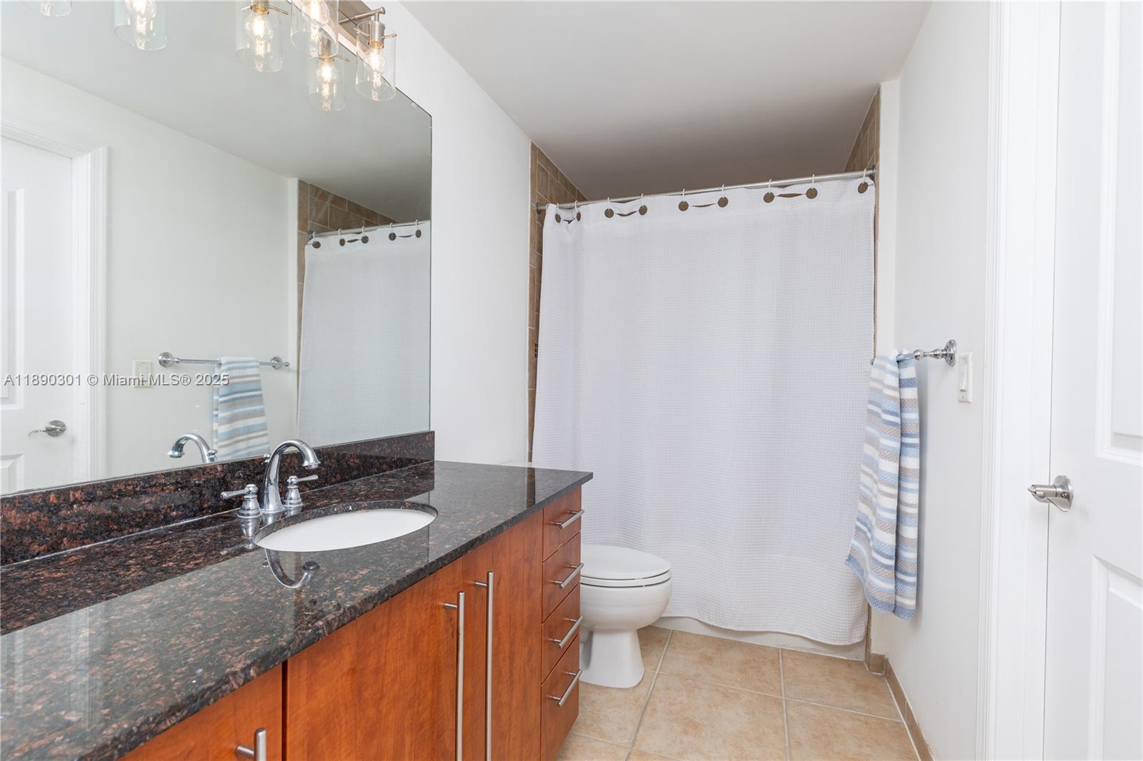 TOSCANO CONDO - Residential