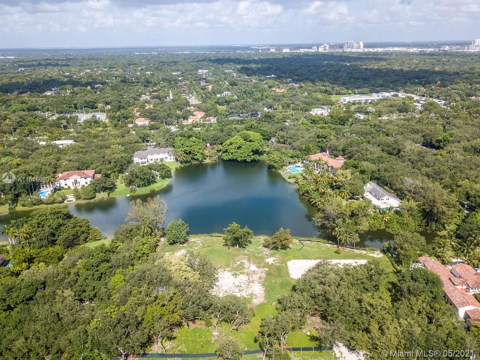 SNAPPER CREEK LAKES SUB - Land