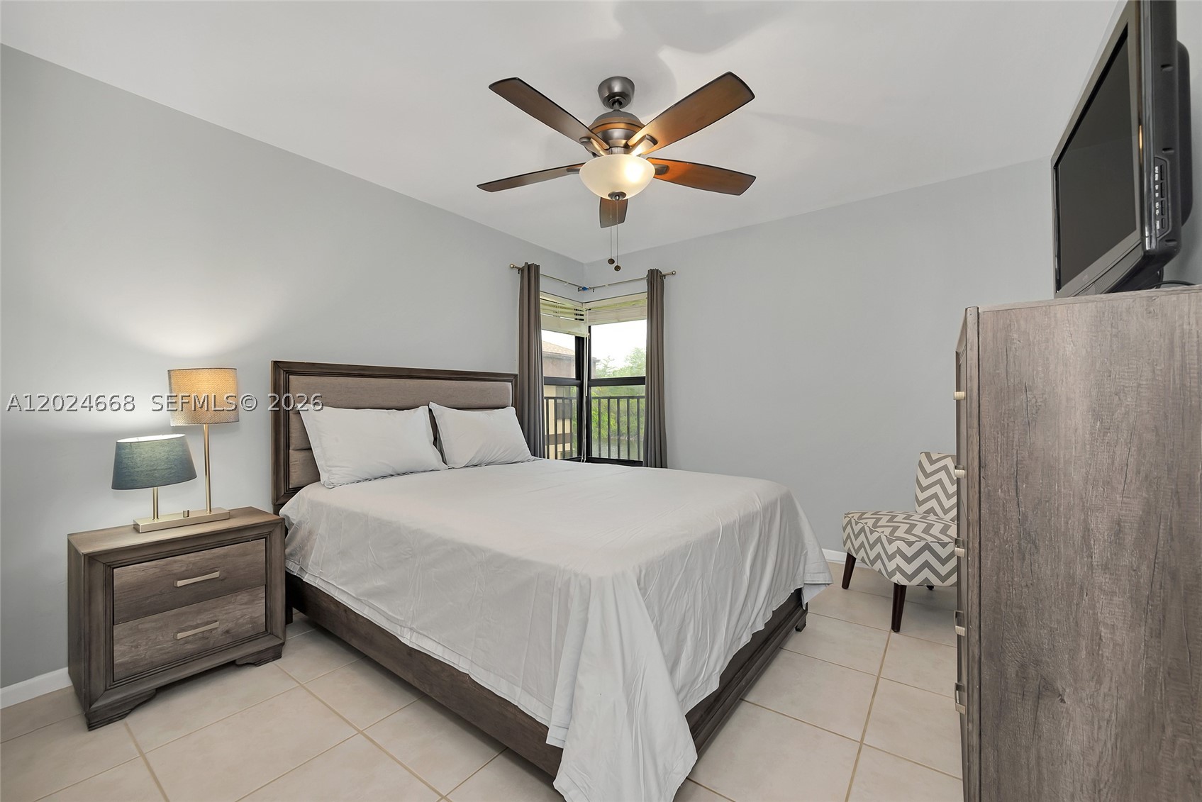 APPLEWOOD VILLAGE I-D CON - Residential Lease