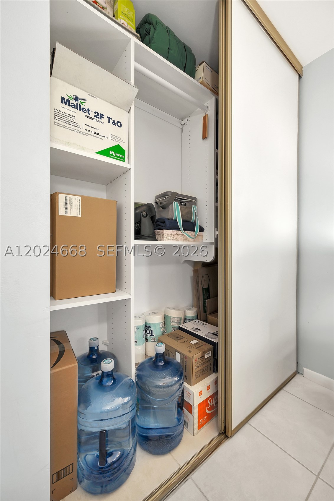 APPLEWOOD VILLAGE I-D CON - Residential Lease