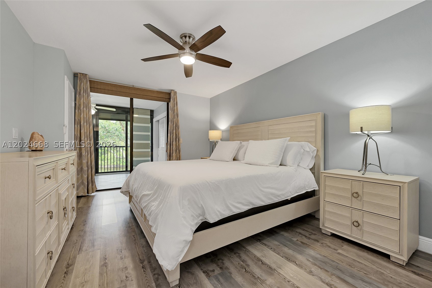 APPLEWOOD VILLAGE I-D CON - Residential Lease