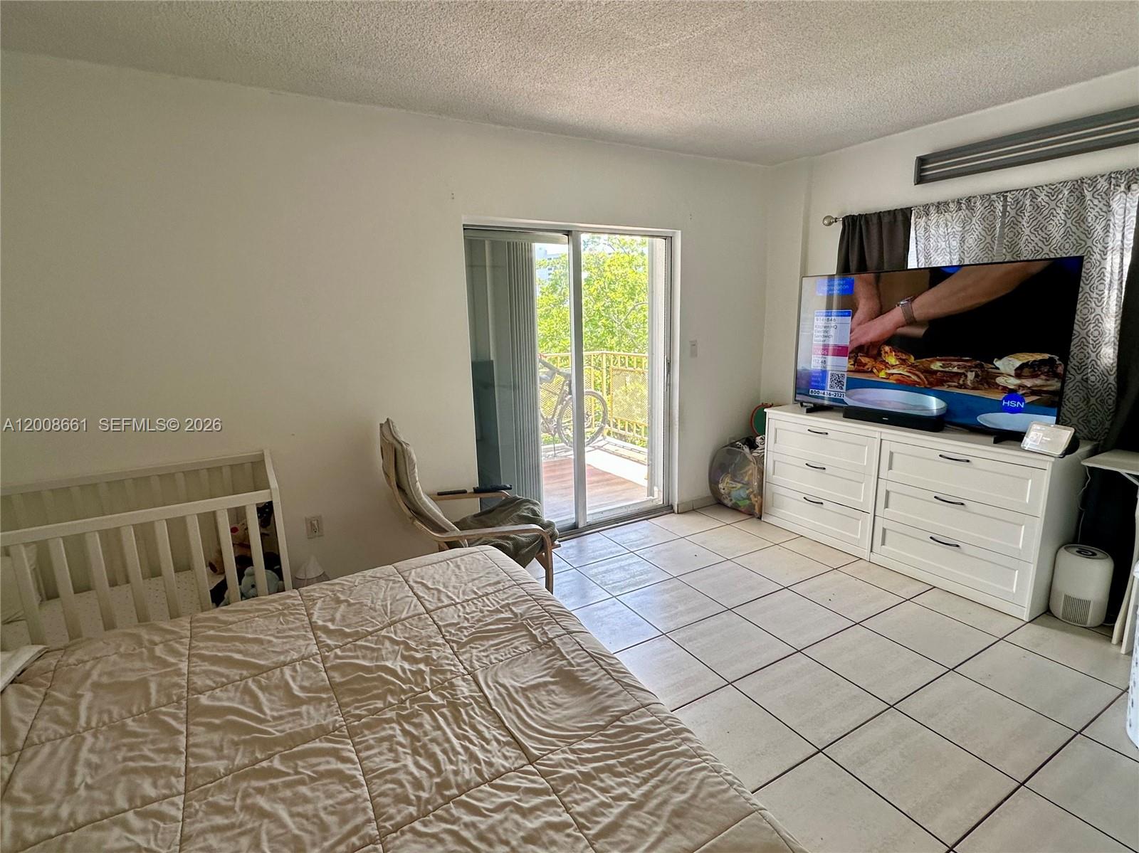 GOLDEN HOUSE CONDO - Residential