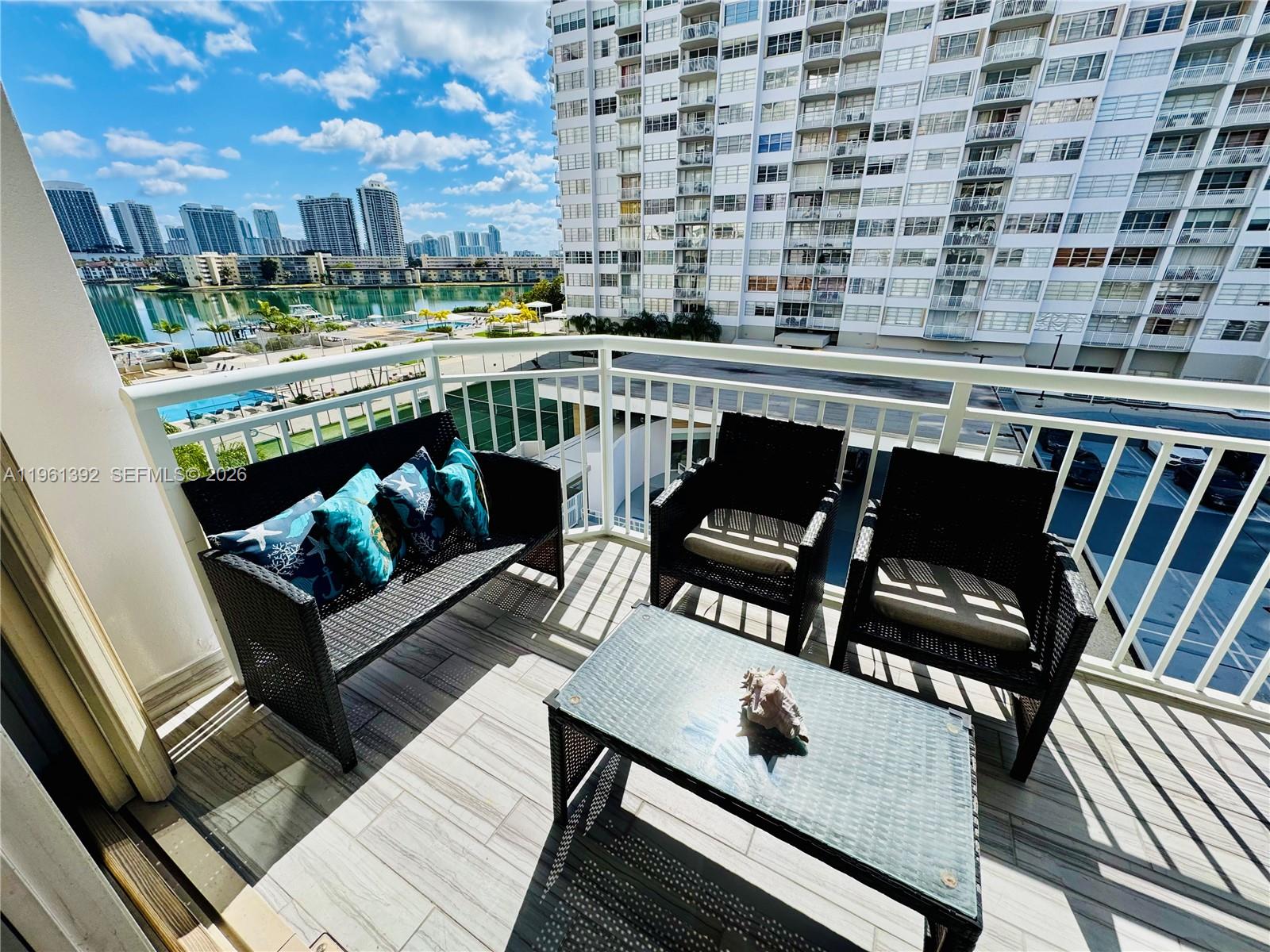 DEL PRADO MARINA - Residential