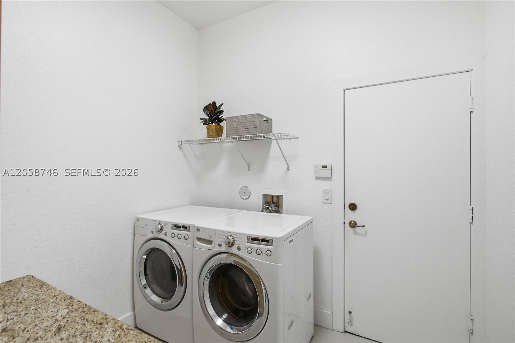 RIVERSTONE - Residential
