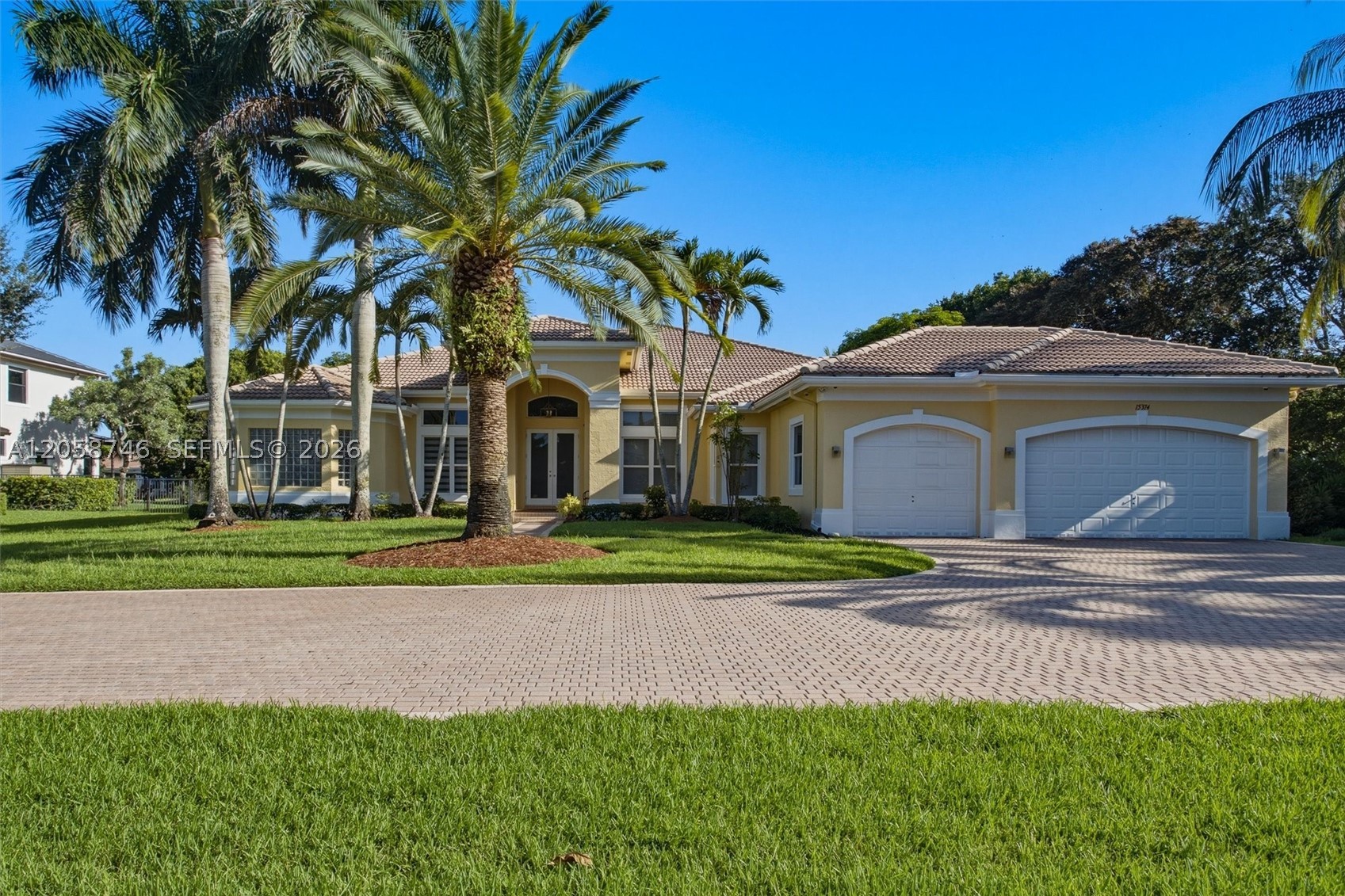 RIVERSTONE - Residential