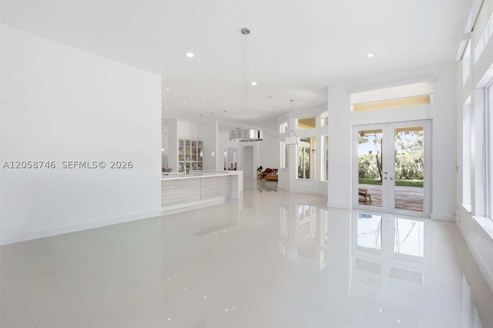 RIVERSTONE - Residential