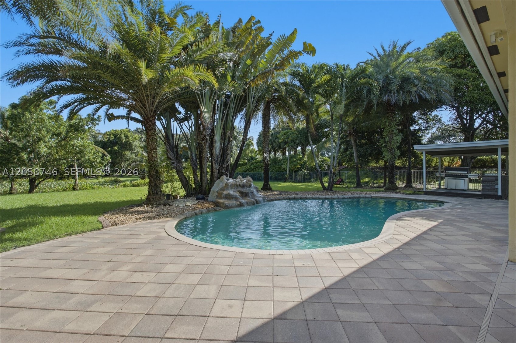 RIVERSTONE - Residential