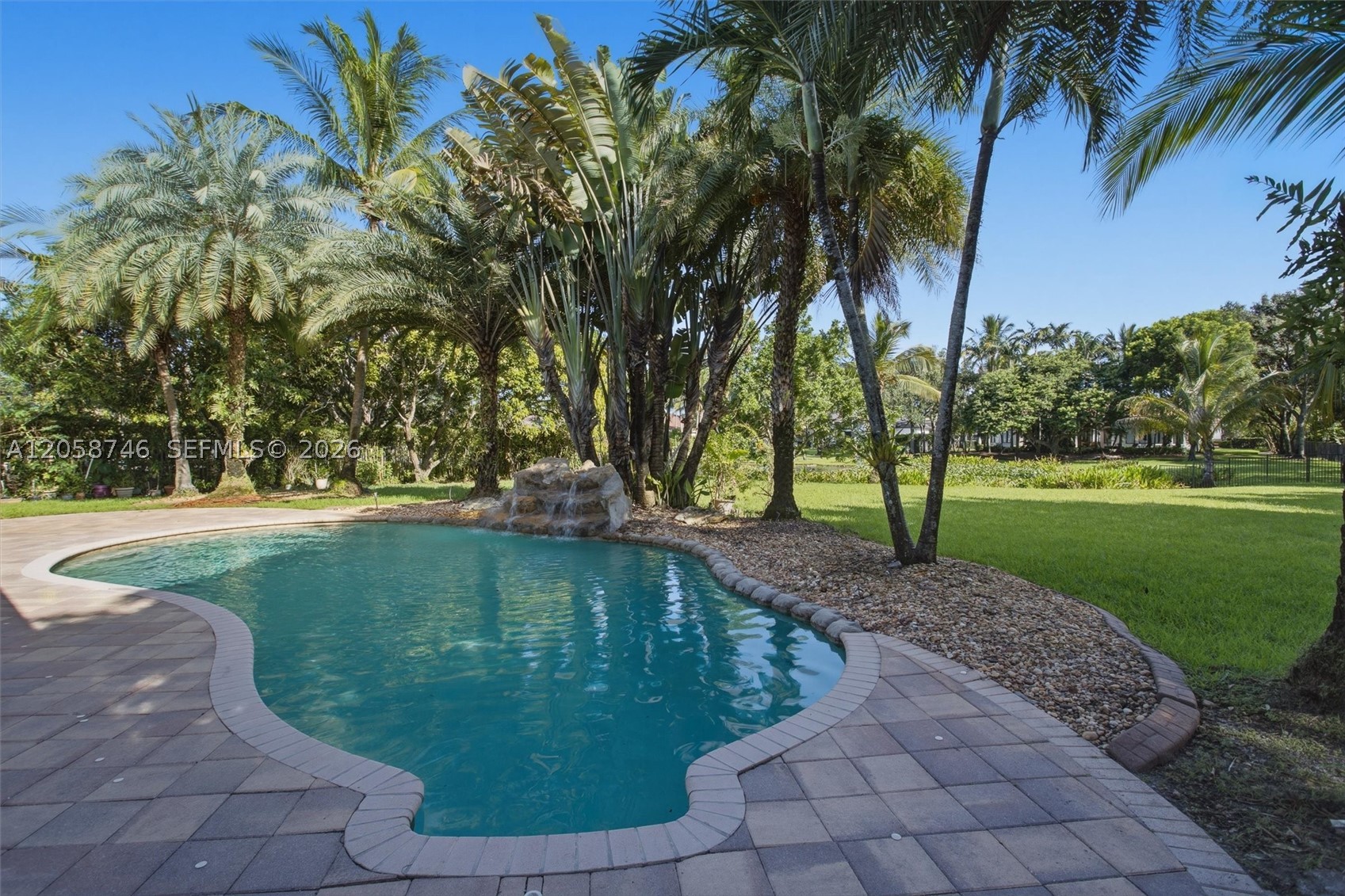 RIVERSTONE - Residential