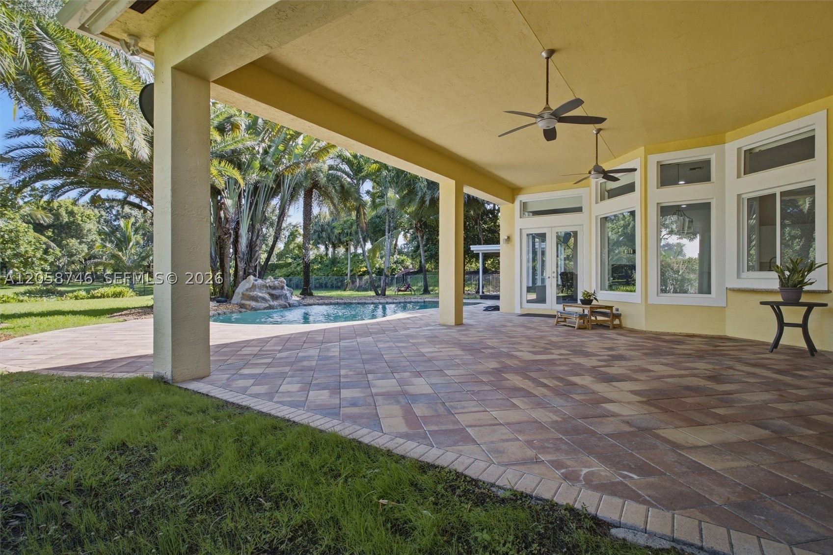 RIVERSTONE - Residential