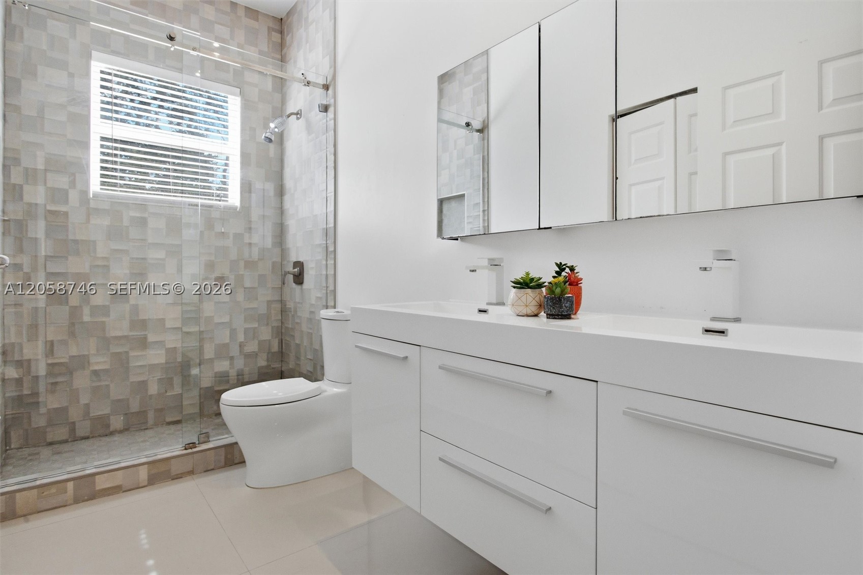RIVERSTONE - Residential