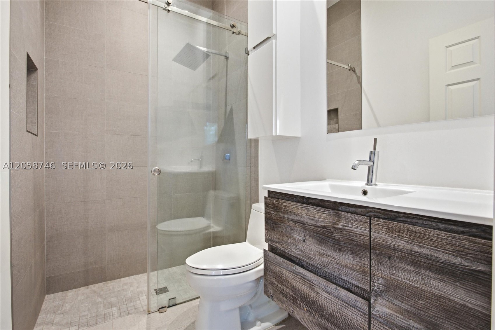 RIVERSTONE - Residential