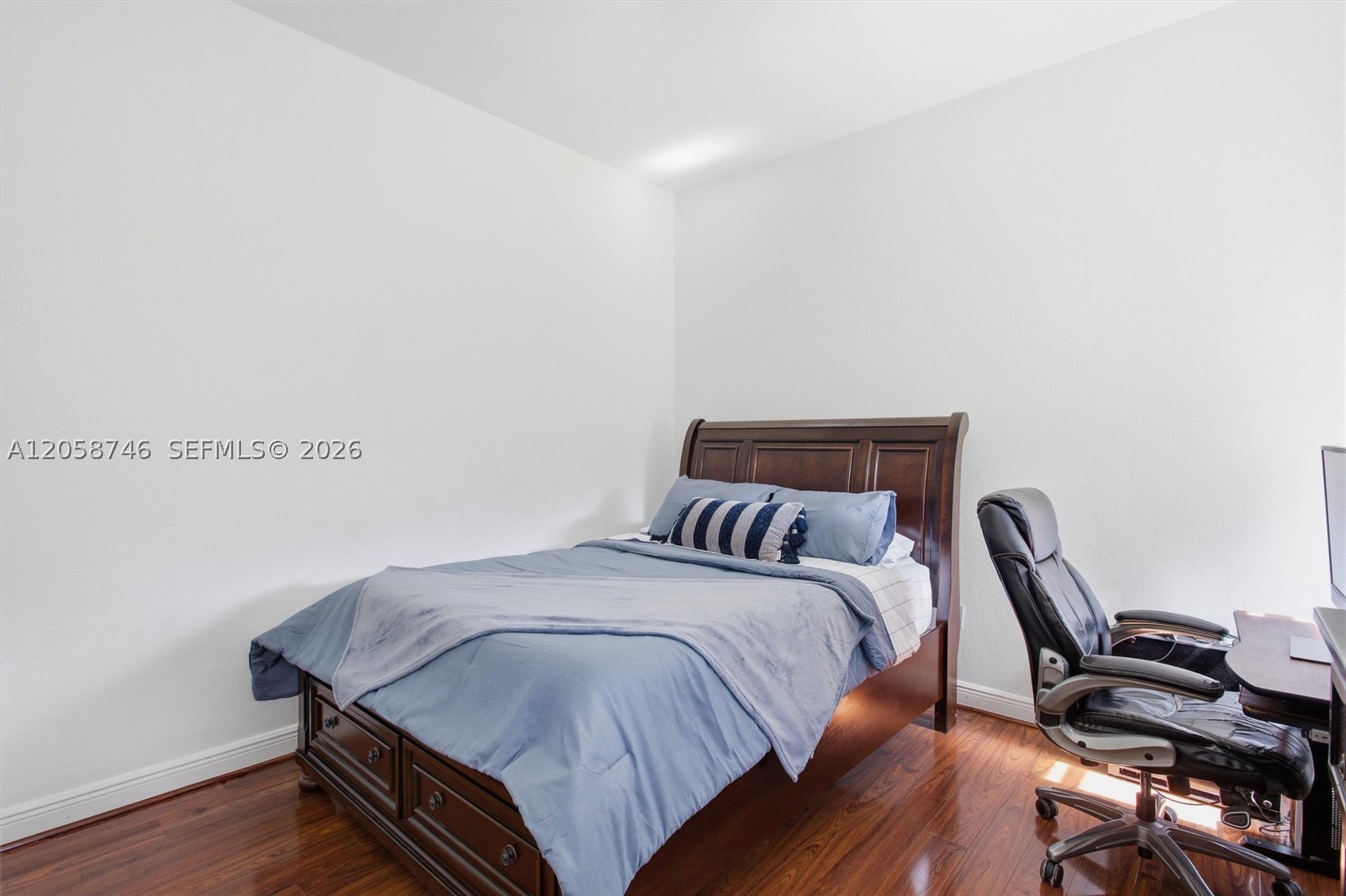 RIVERSTONE - Residential