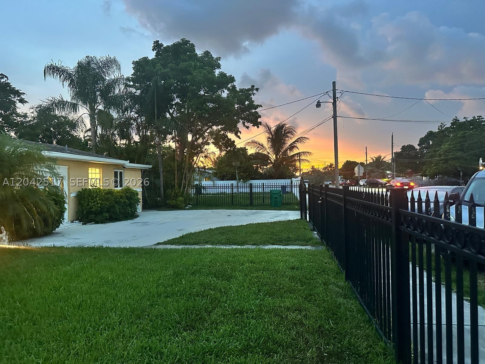 SILVER BLUE LAKE ESTATES - Residential Lease