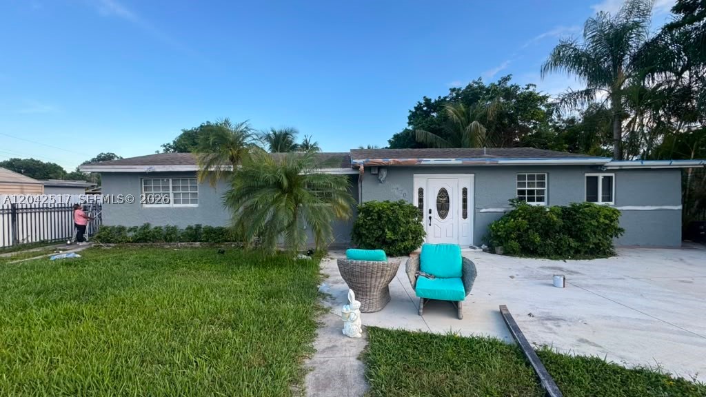 SILVER BLUE LAKE ESTATES - Residential Lease