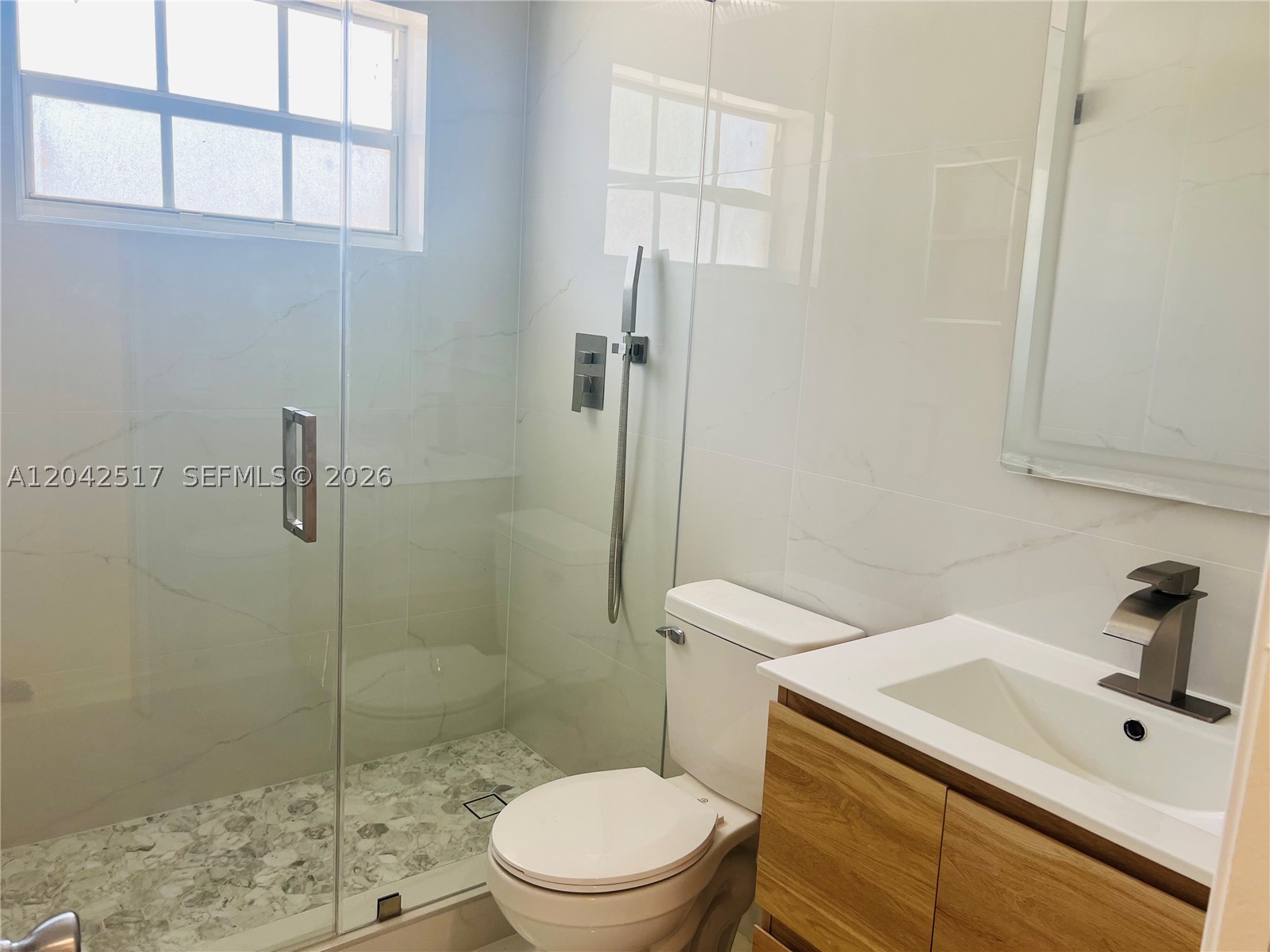 SILVER BLUE LAKE ESTATES - Residential Lease