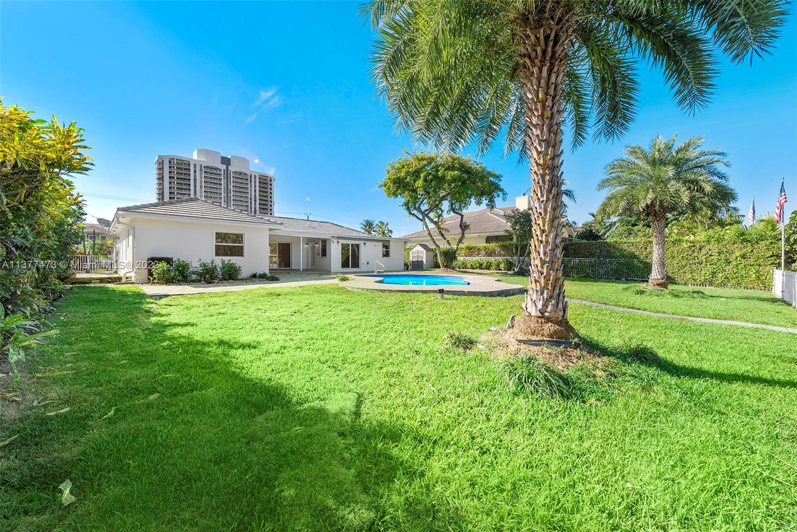 GOLDEN ISLES - Residential Lease