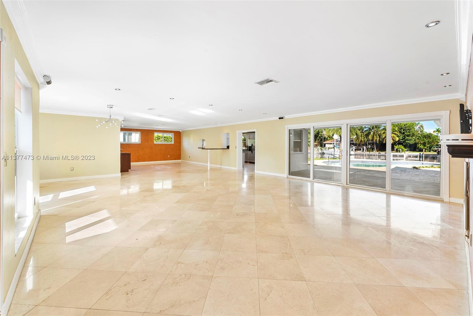 GOLDEN ISLES - Residential Lease