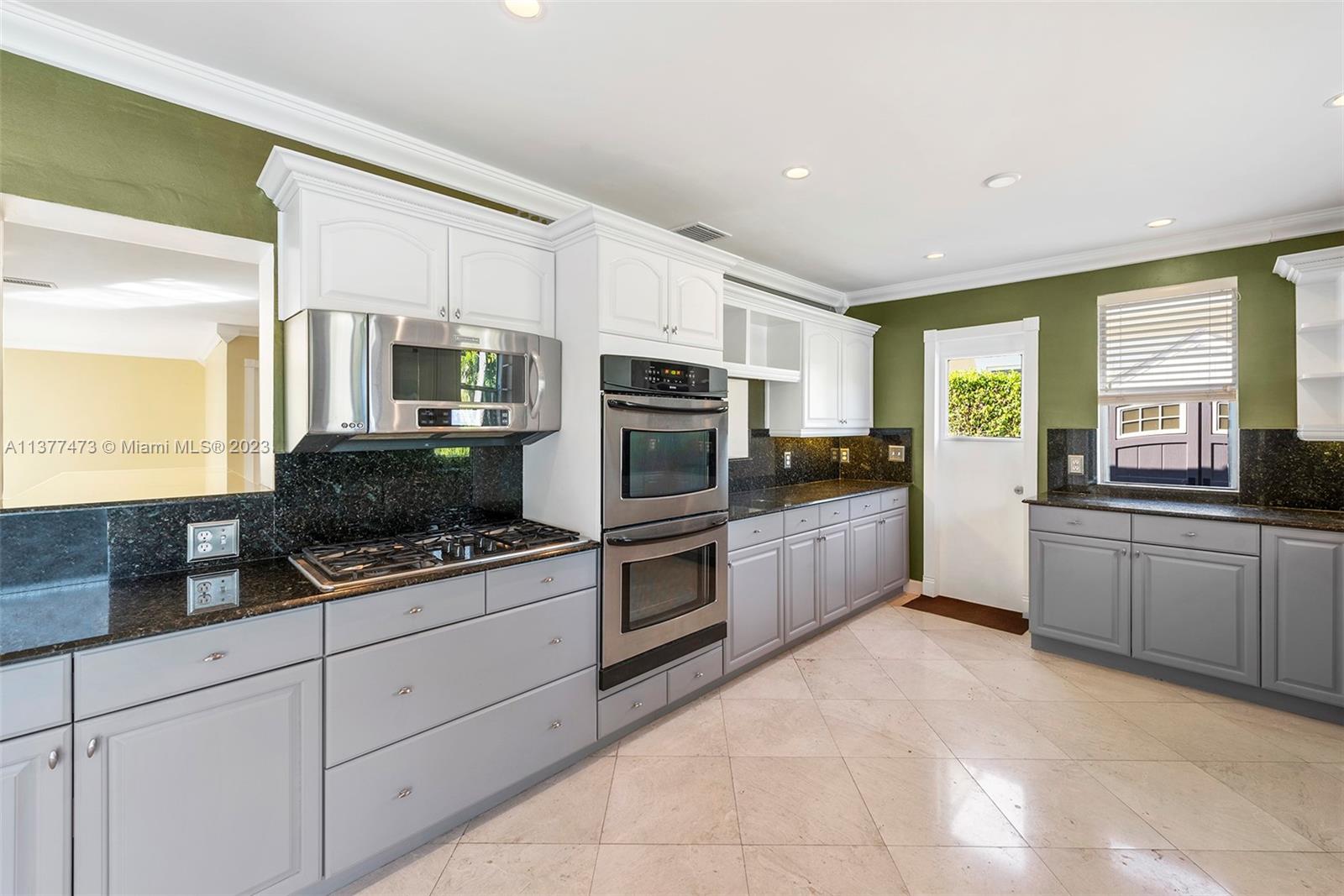 GOLDEN ISLES - Residential Lease