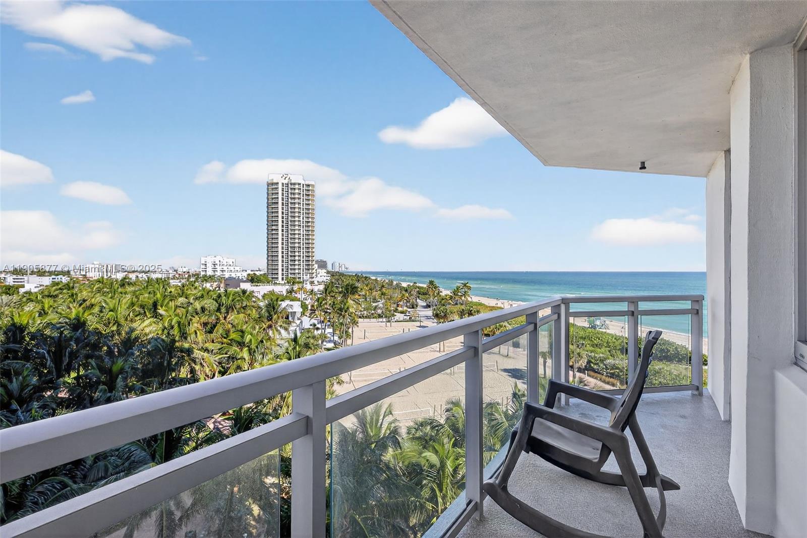 BURLEIGH HOUSE CONDO - Residential