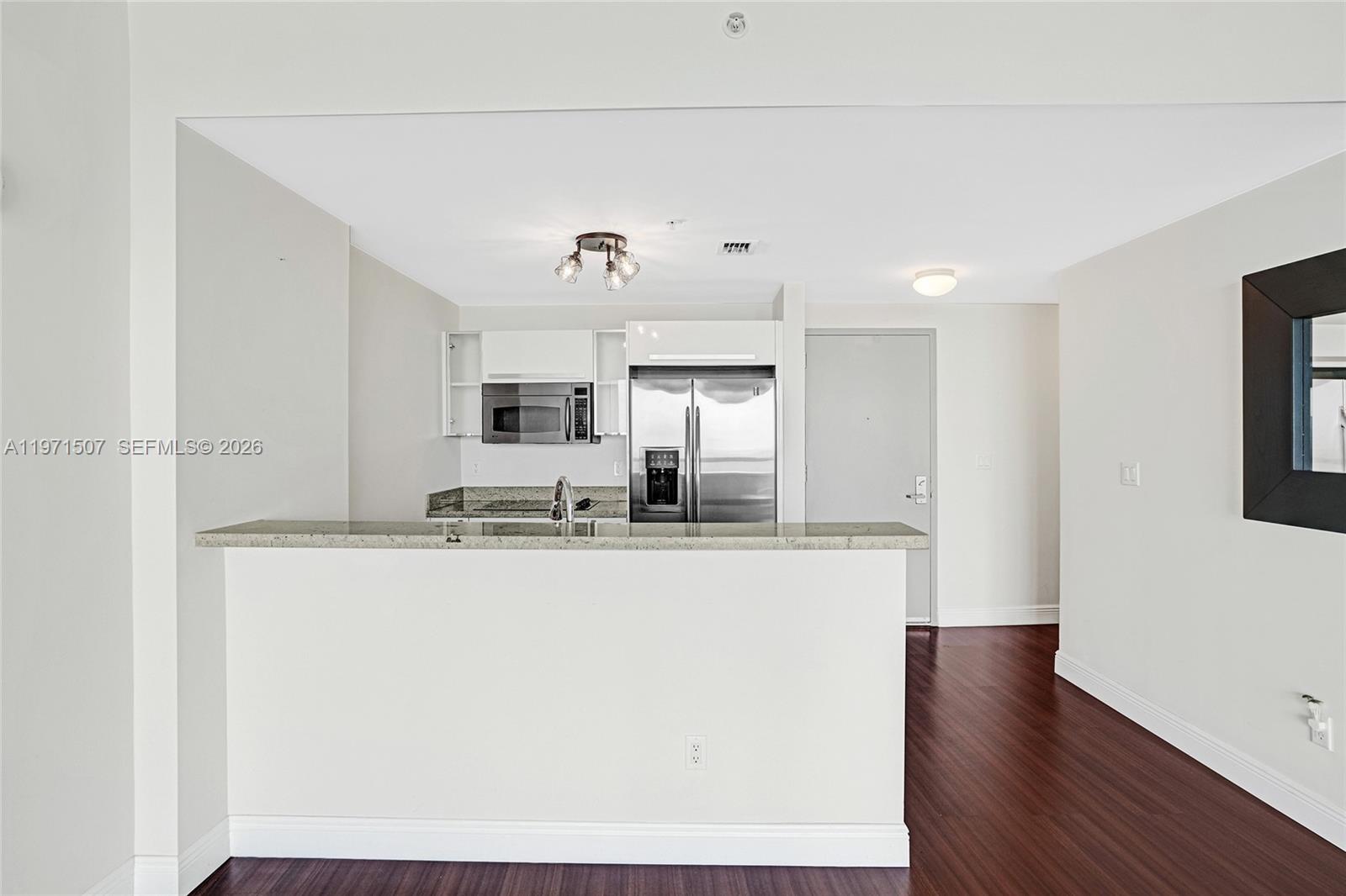 BLUE CONDO - Residential