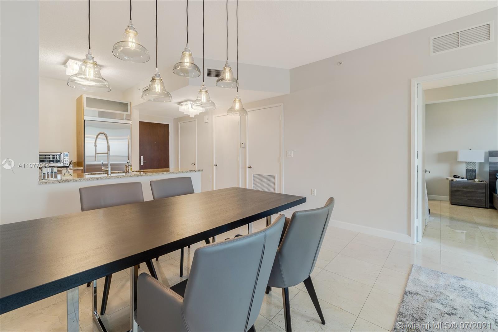 SAYAN CONDO - Residential Lease