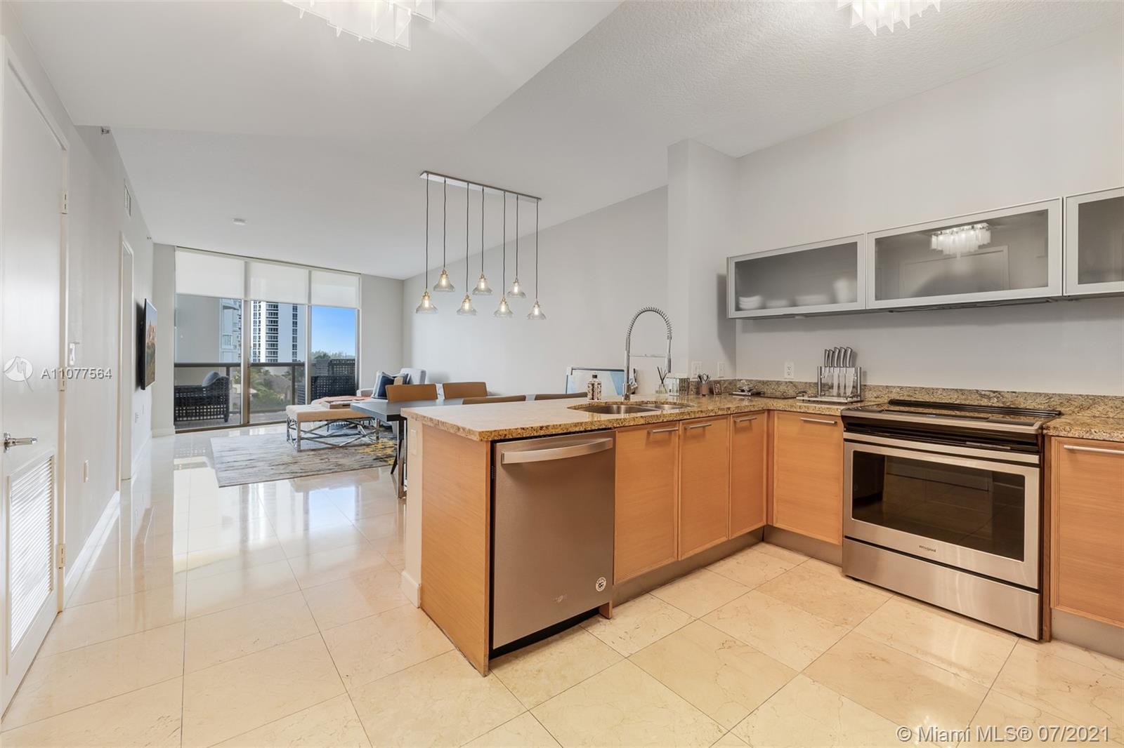 SAYAN CONDO - Residential Lease