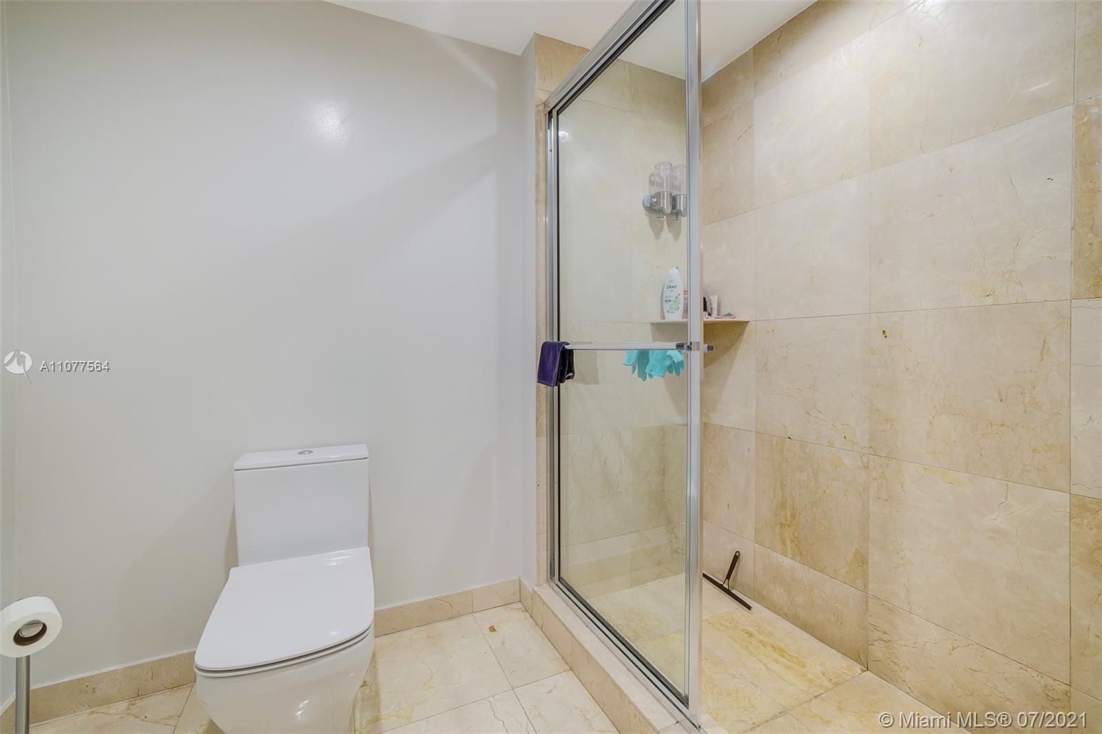 SAYAN CONDO - Residential Lease