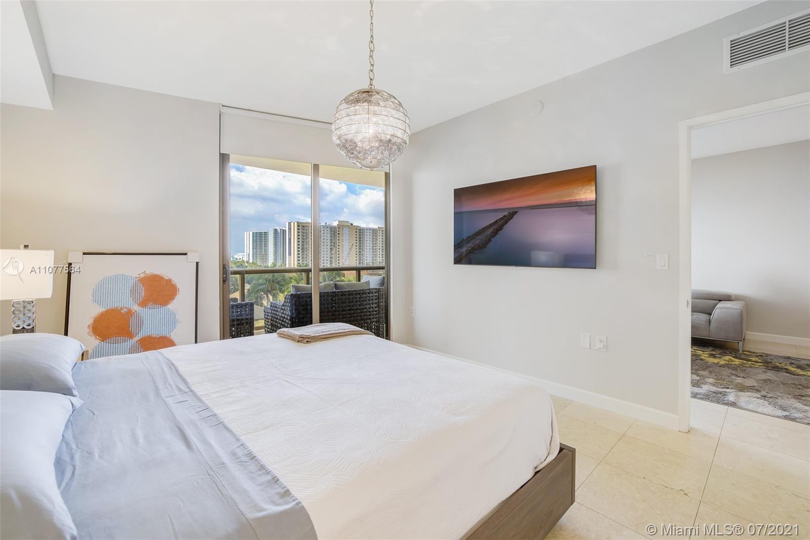SAYAN CONDO - Residential Lease