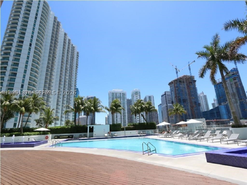 IVY CONDO - Residential Lease