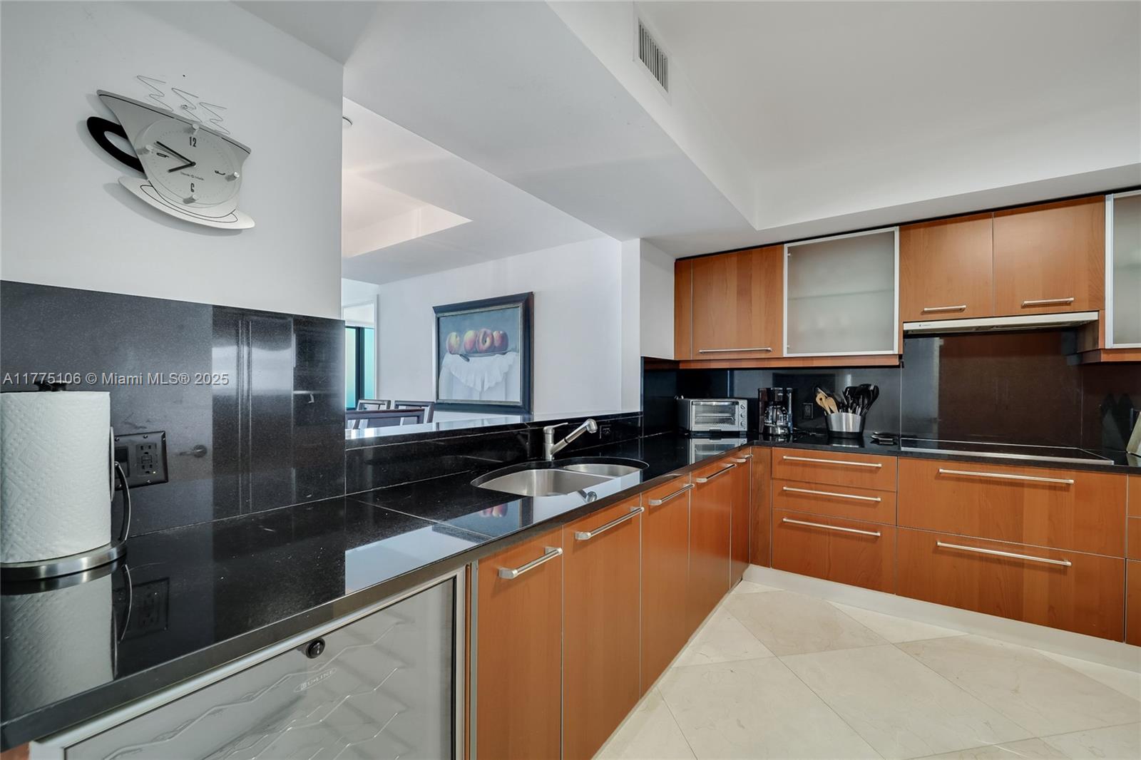 JADE RESIDENCES AT BRICKE - Residential