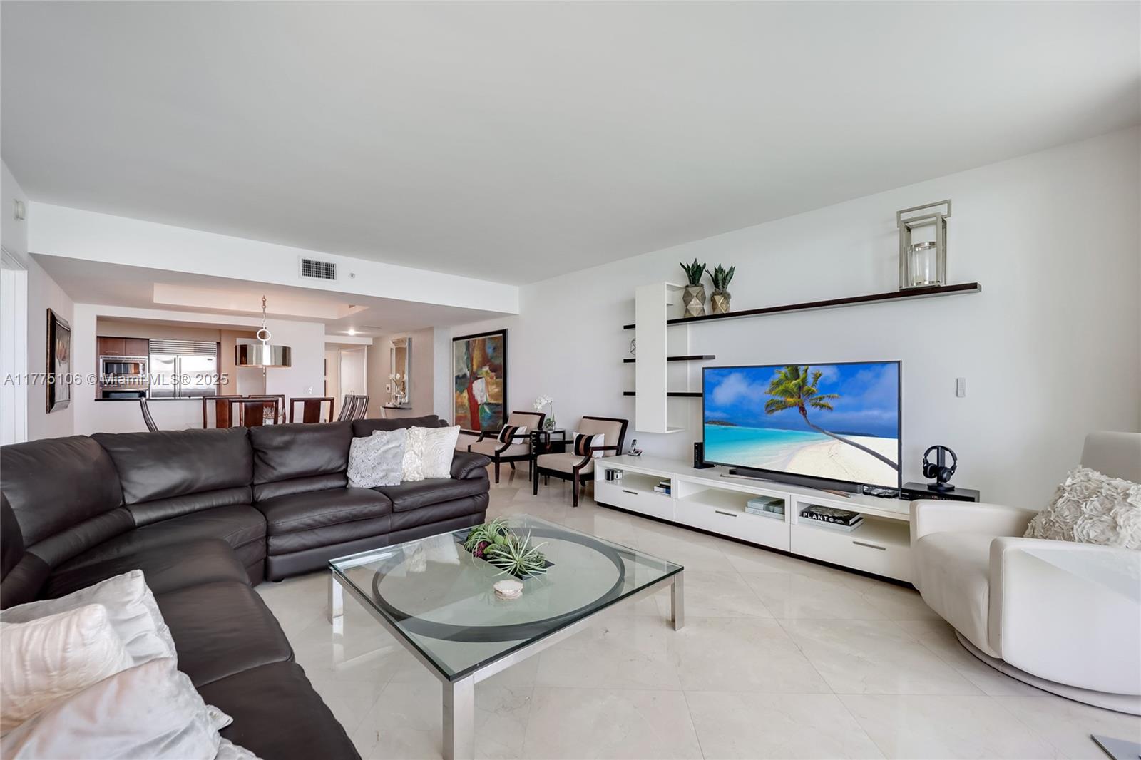 JADE RESIDENCES AT BRICKE - Residential