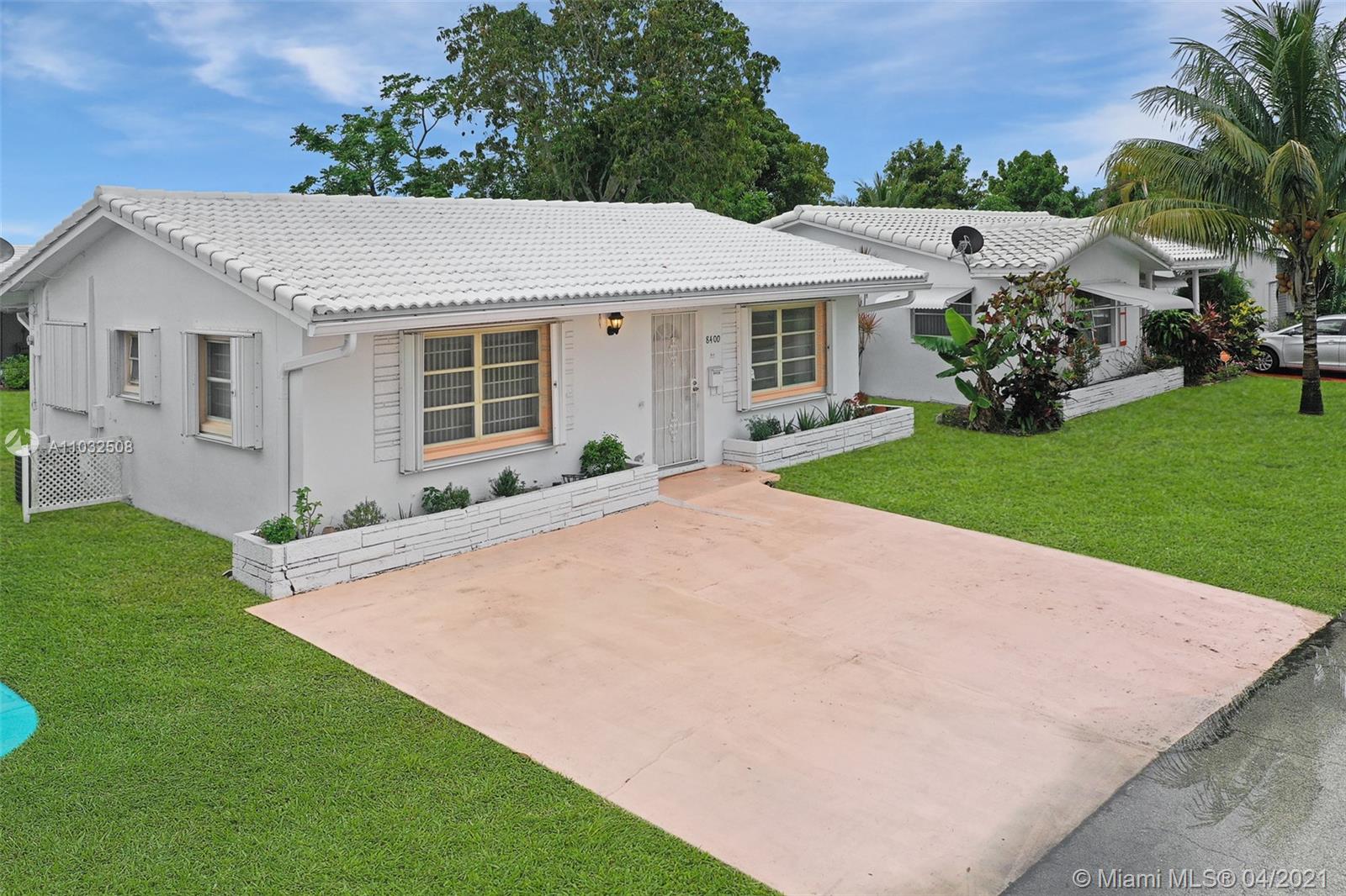 MAINLANDS OF TAMARAC LAKE - Residential