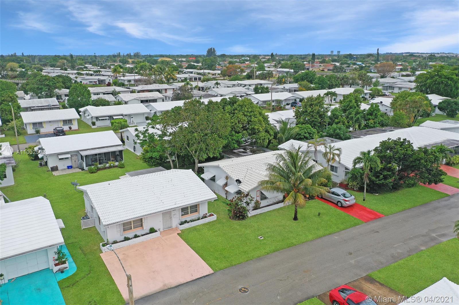 MAINLANDS OF TAMARAC LAKE - Residential