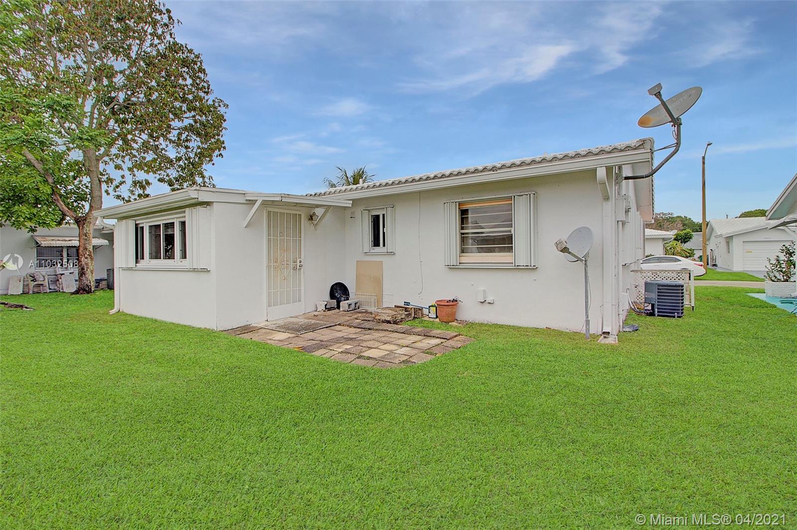 MAINLANDS OF TAMARAC LAKE - Residential