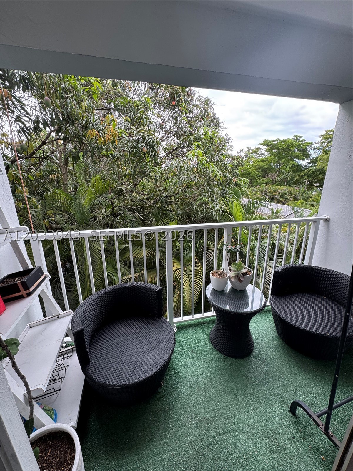 HERITAGE CONDO - Residential Lease