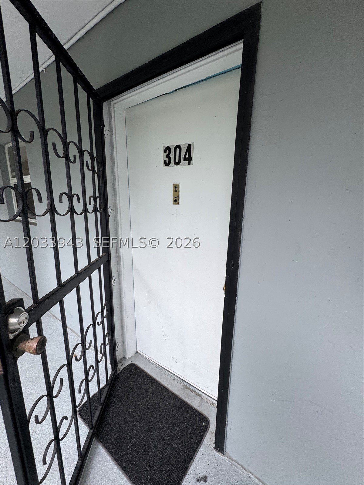 HERITAGE CONDO - Residential Lease