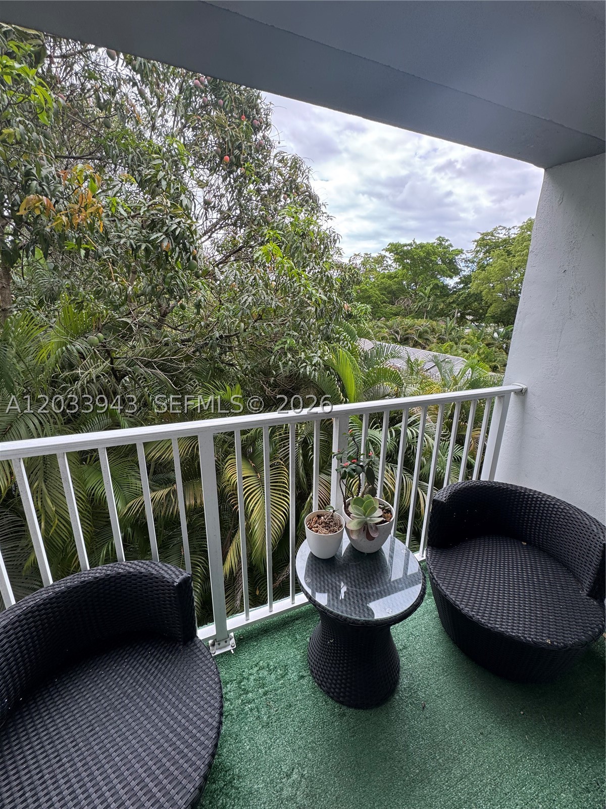 HERITAGE CONDO - Residential Lease