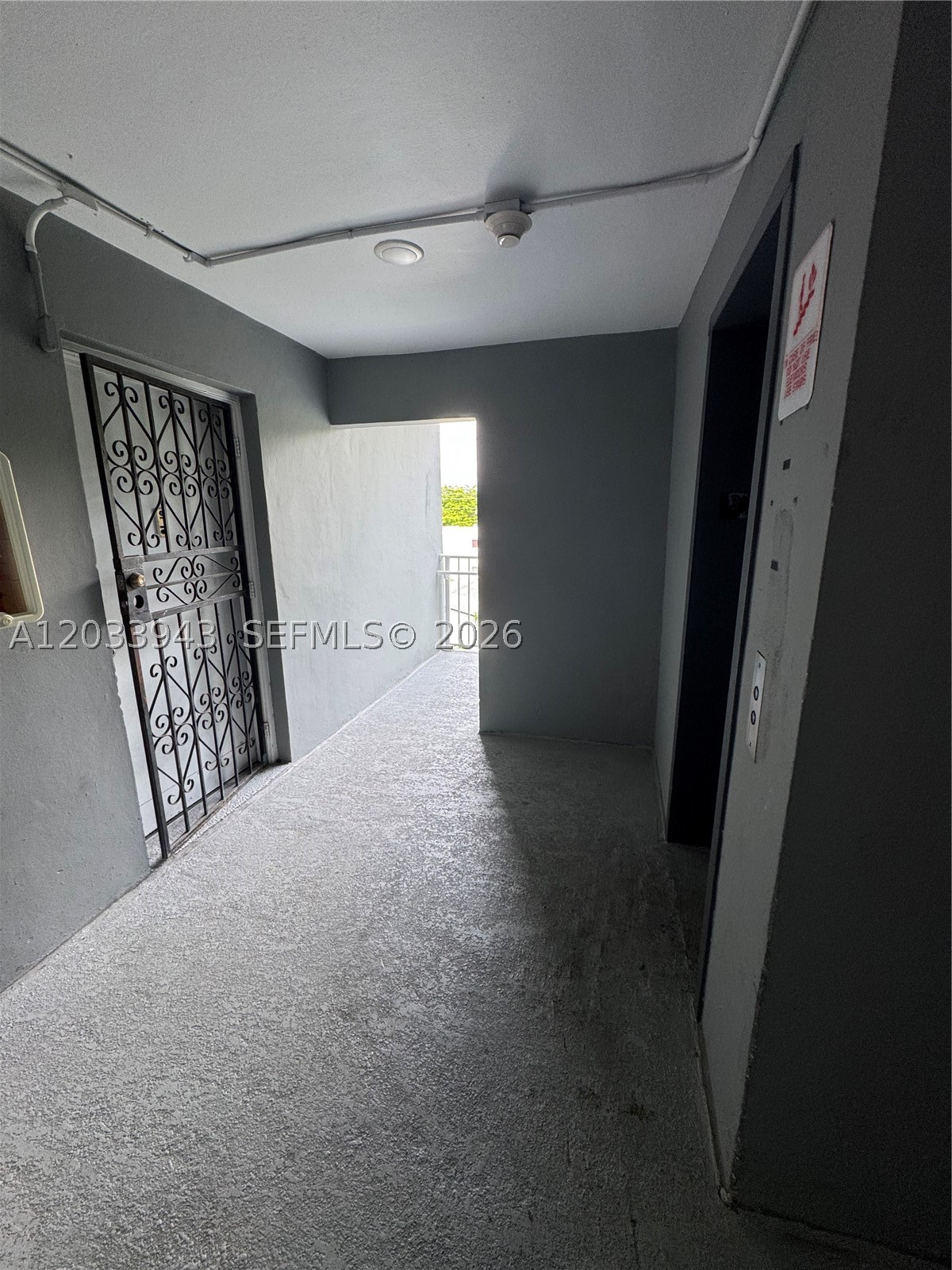 HERITAGE CONDO - Residential Lease