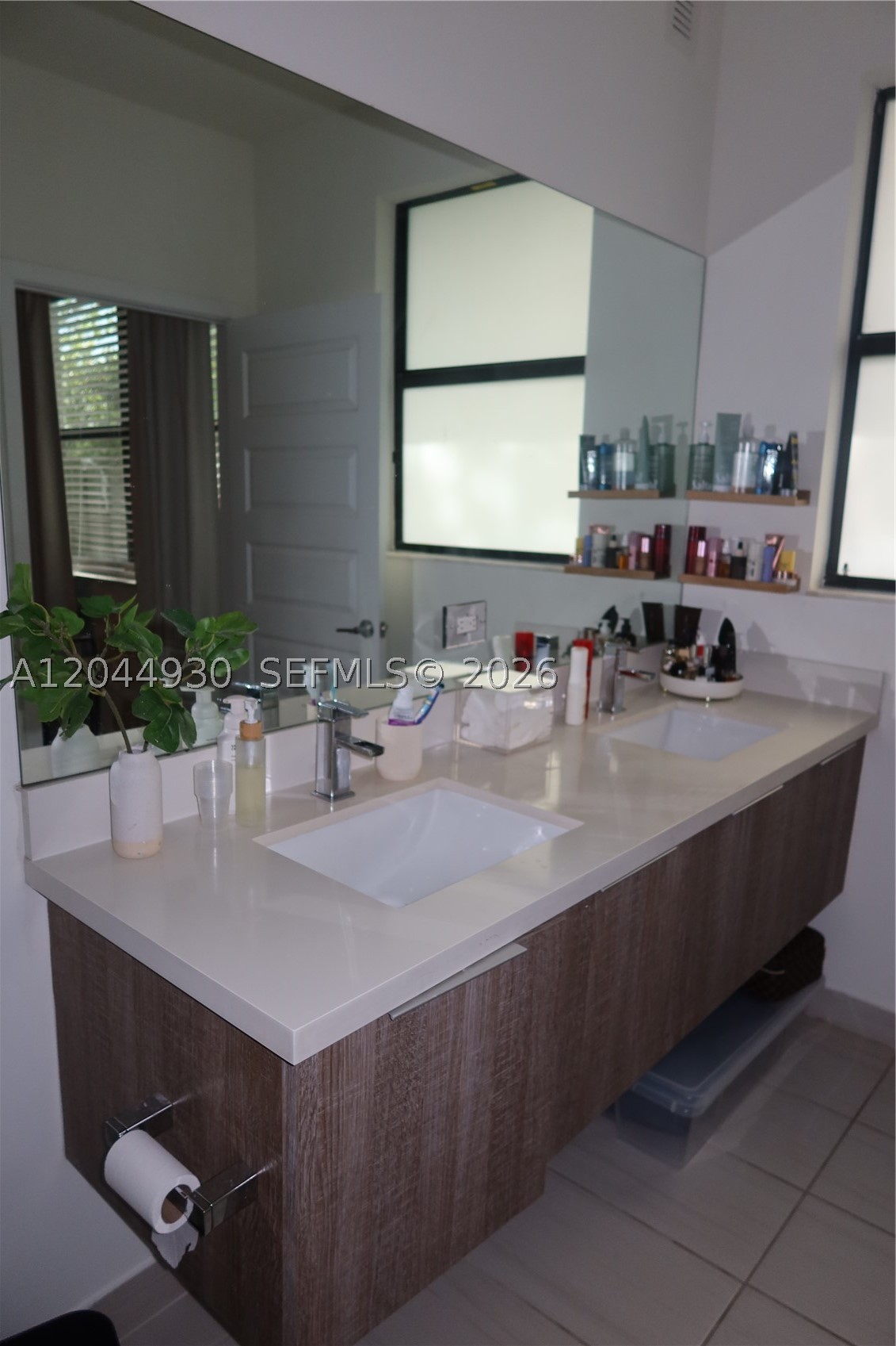 HIGHLAND AT PARK CENTRAL - Residential Lease