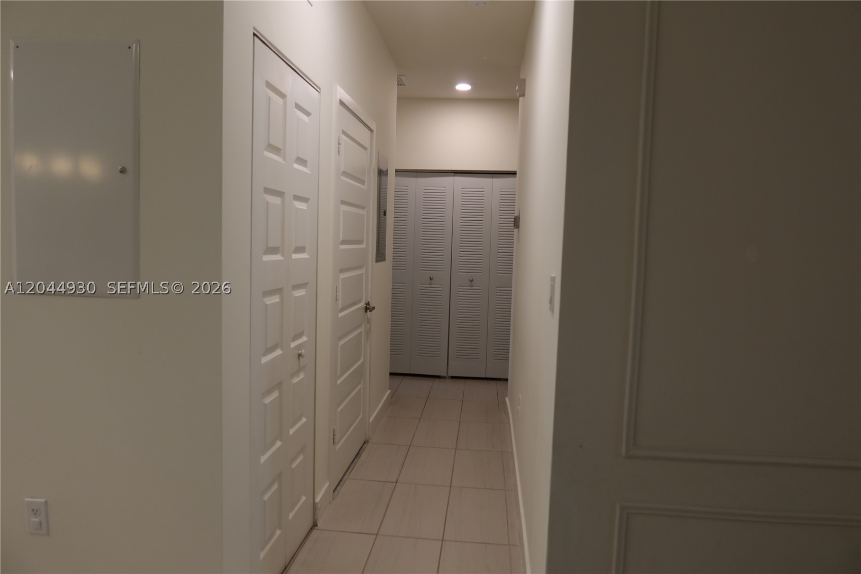 HIGHLAND AT PARK CENTRAL - Residential Lease