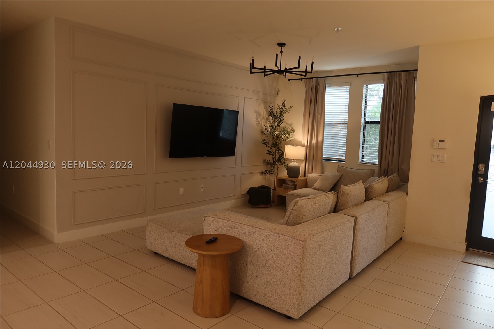 HIGHLAND AT PARK CENTRAL - Residential Lease
