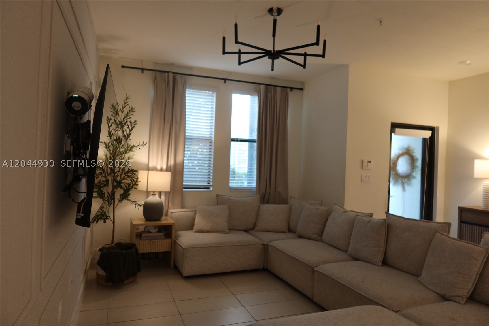 HIGHLAND AT PARK CENTRAL - Residential Lease