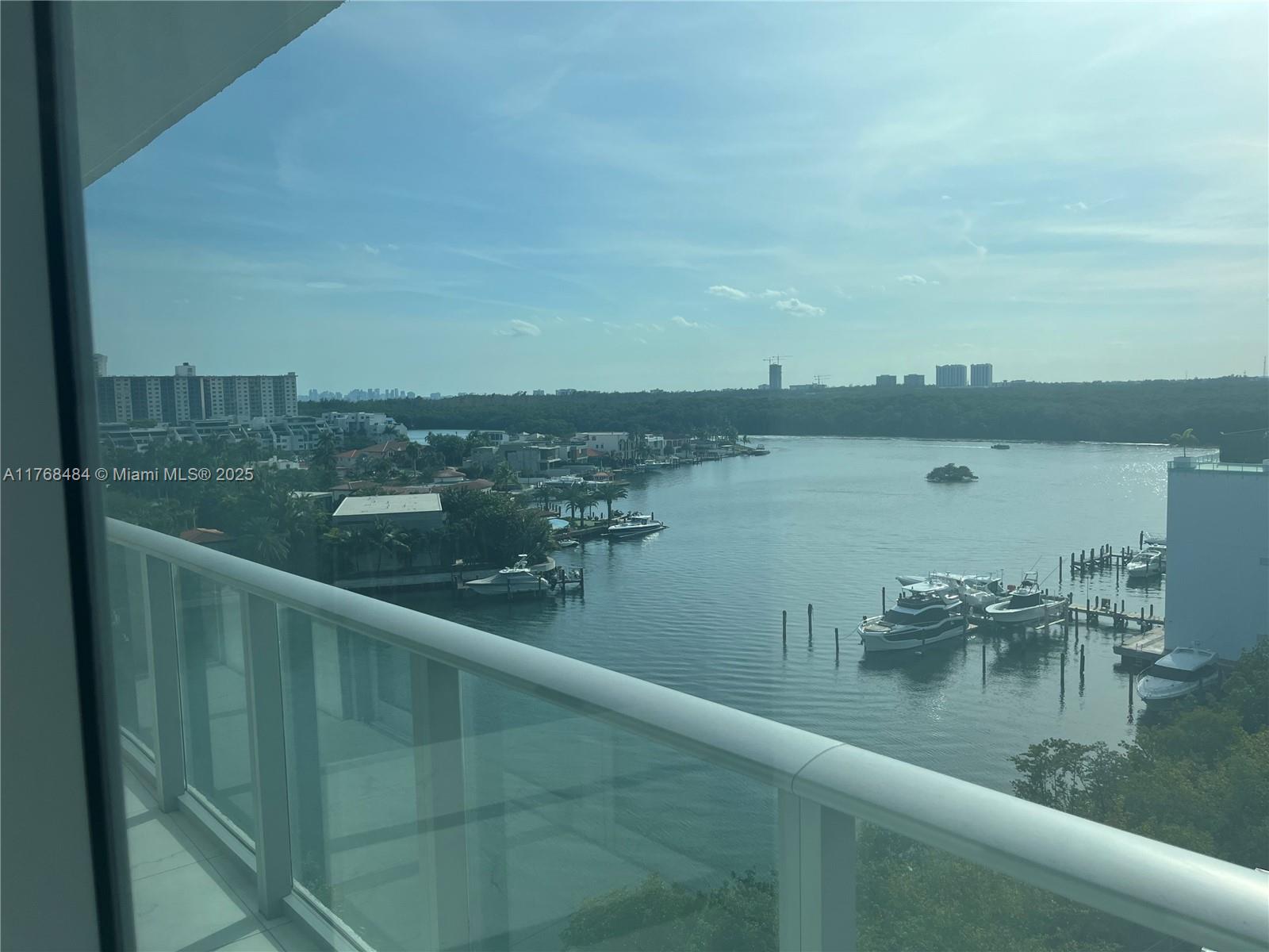 PARQUE TOWERS CONDO - Residential Lease