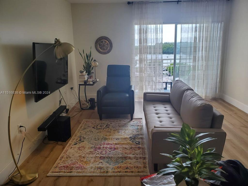 COASTAL TOWERS CONDO - Residential Lease