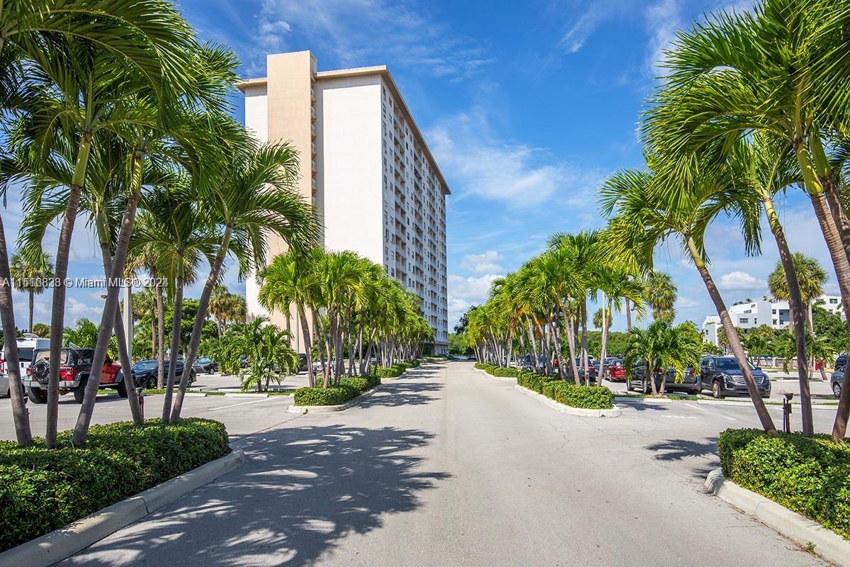 COASTAL TOWERS CONDO - Residential Lease