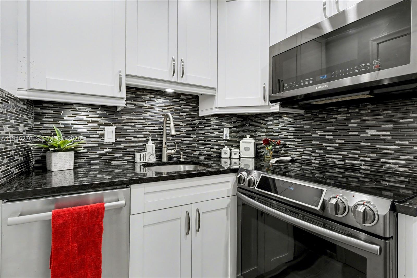 VIRGINIAN APARTMENTS - Residential