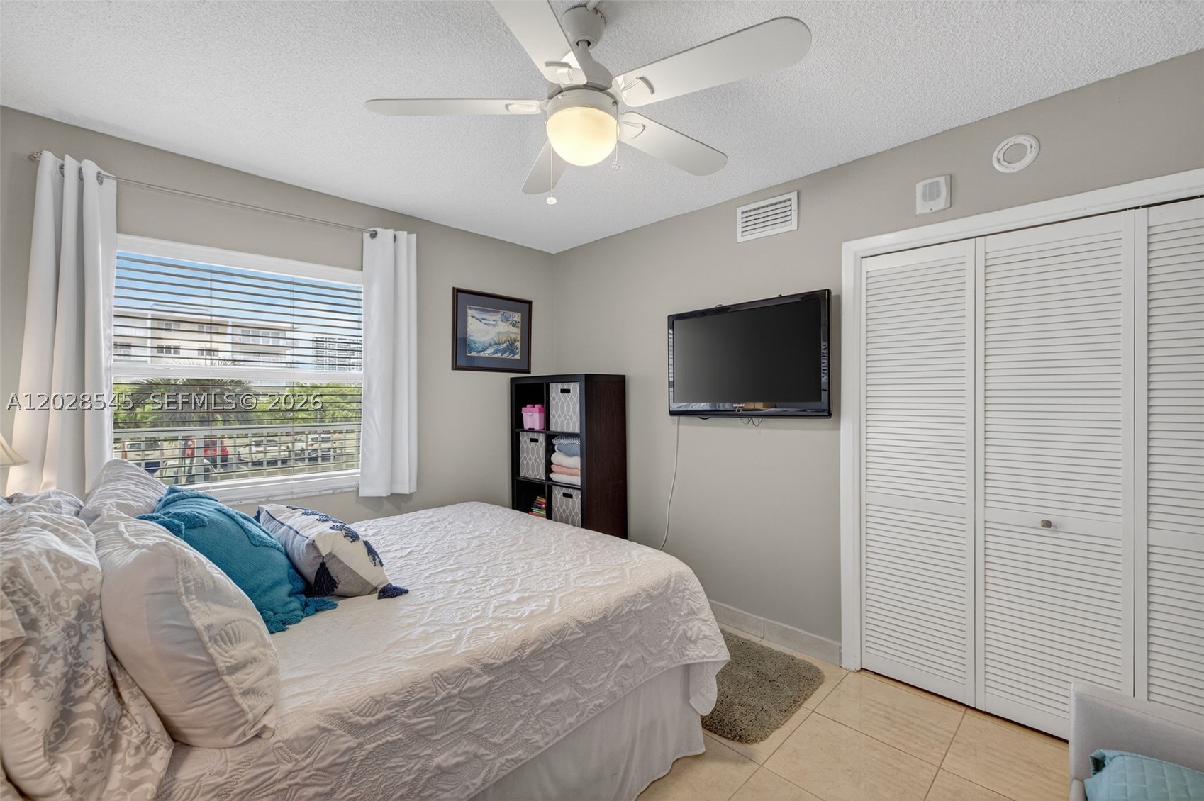 DORSEY ARMS CONDO - Residential Lease