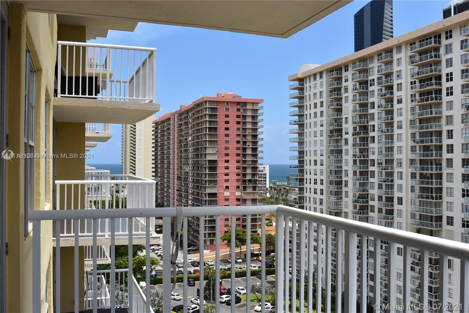 WINSTON TOWERS 400 CONDO - Residential